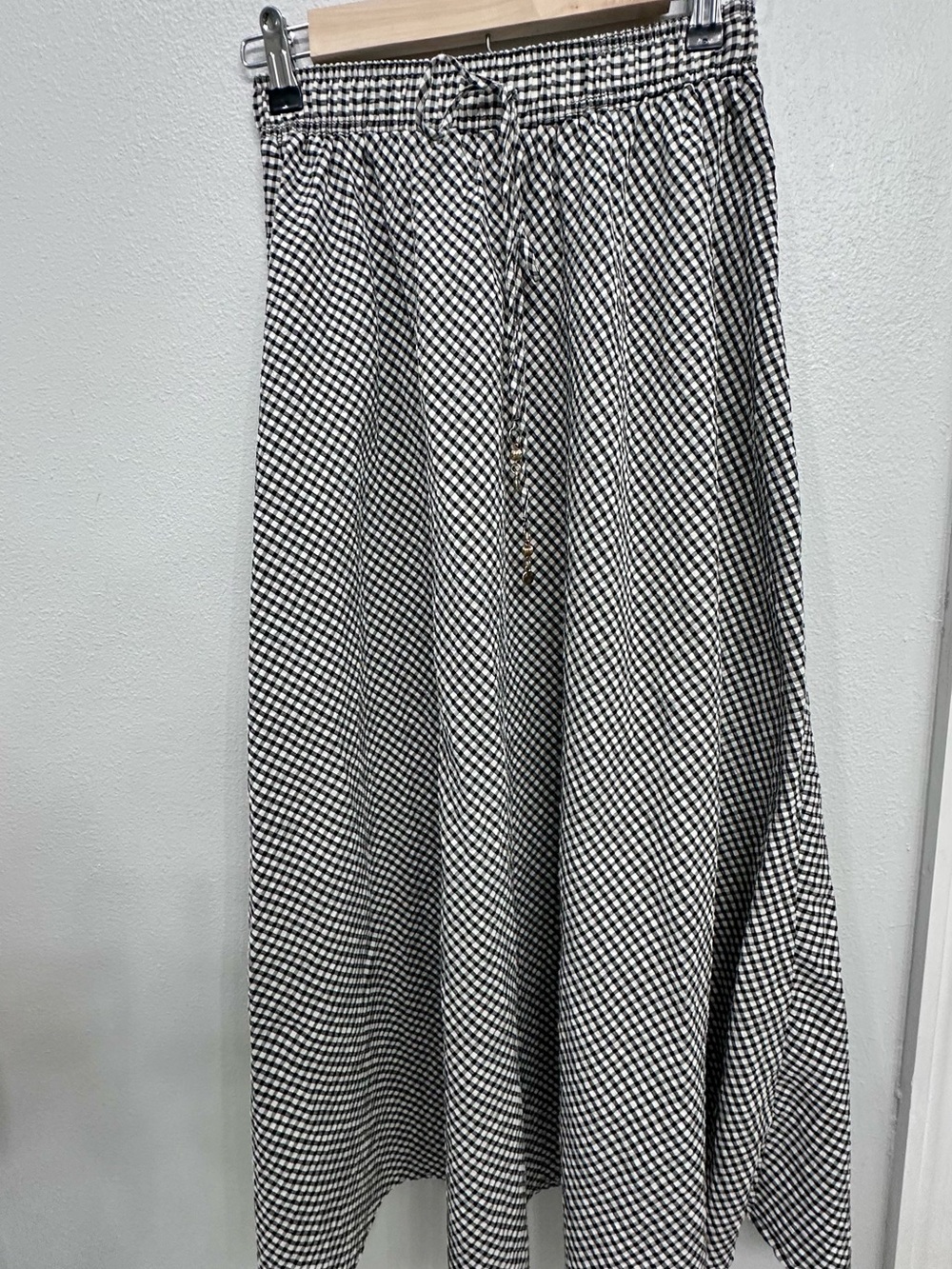 Zara Black and White Gingham Midi Skirt